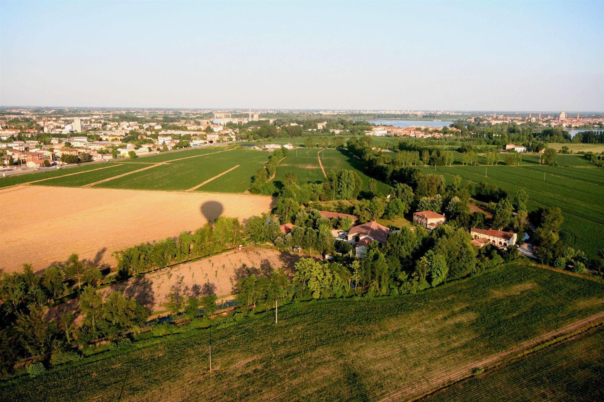 Agriturismo Corte San Girolamo Mantua Zewnętrze zdjęcie